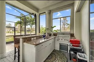 2721 Olde Cypress Dr, Naples, FL 34119 - Photo 25