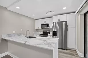 8558 Boca Rio Dr, Boca Raton, FL 33433 - Photo 11