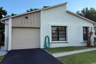 5075 Mirror Lakes Blvd, Boynton Beach, FL 33472 - Photo 1