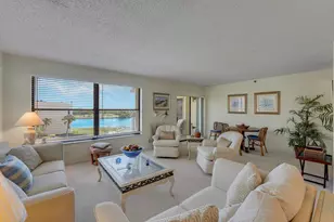372 Golfview Rd, North Palm Beach, FL 33408 - Photo 11