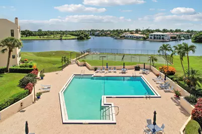 372 Golfview Road #403, North Palm Beach, FL 33408 - Photo 3