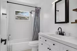 1028 36th St, West Palm Beach, FL 33407 - Photo 21