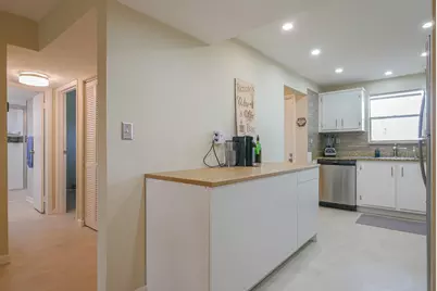 6080 NW 44th Street NW #Apt 414, Lauderhill, FL 33319 - Photo 9
