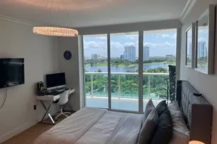 20201 E Country Club Dr, Aventura, FL 33180 - Photo 17