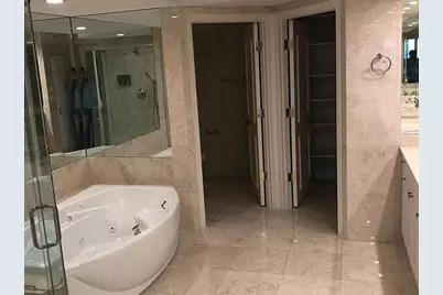 20201 E Country Club Drive #1009, Aventura, FL 33180 - Photo 43