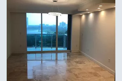 20201 E Country Club Drive #1009, Aventura, FL 33180 - Photo 3