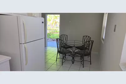 444 Saxony J, Delray Beach, FL 33446 - Photo 5