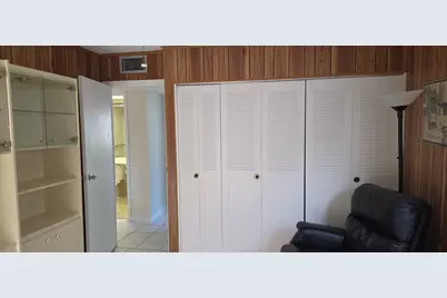 444 Saxony J, Delray Beach, FL 33446 - Photo 11