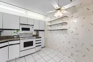 8577 Boca Glades Blvd W, Boca Raton, FL 33434 - Photo 17