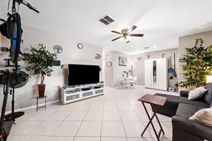2100 NE 38th St, Lighthouse Point, FL 33064 - Photo 1
