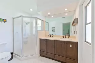 8501 NW 80 St, Tamarac, FL 33321 - Photo 21