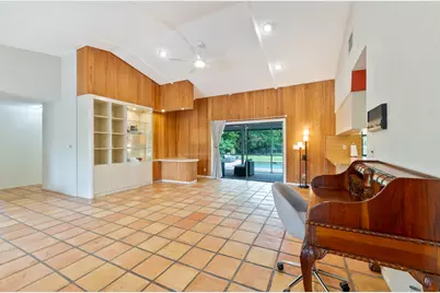 8501 NW 80 Street, Tamarac, FL 33321 - Photo 9