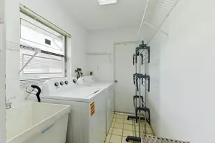 8501 NW 80 St, Tamarac, FL 33321 - Photo 27