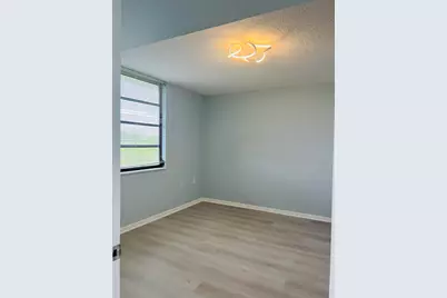 3635 Whitehall Drive #404, West Palm Beach, FL 33401 - Photo 15