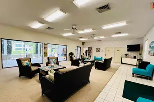 3635 Whitehall Dr, West Palm Beach, FL 33401 - Photo 31