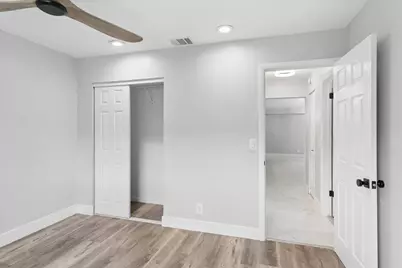 2062 SW 82nd Avenue, Davie, FL 33324 - Photo 11