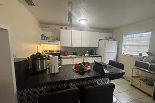 255 NW 27th Ct, Miami, FL 33125 - Photo 11