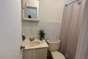 255 NW 27th Ct, Miami, FL 33125 - Photo 9