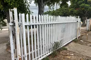255 NW 27th Ct, Miami, FL 33125 - Photo 15