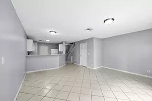 8658 S Southgate Shores Cir, Tamarac, FL 33321 - Photo 7