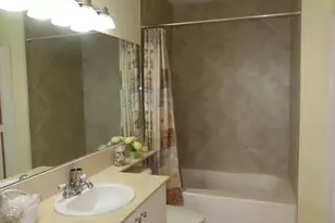 806 E Windward Way, Lantana, FL 33462 - Photo 13