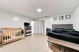 1010 Burlington St, Opa Locka, FL 33054 - Photo 25