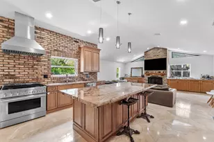 6911 Annapolis Ct, Parkland, FL 33067 - Photo 11