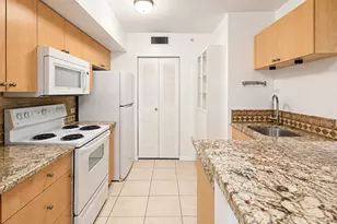 106 Villa Cir, Boynton Beach, FL 33435 - Photo 7