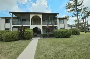 334 Knotty Pine Cir, Greenacres, FL 33463 - Photo 1