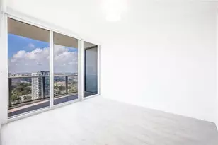 488 NE 18th St, Miami, FL 33132 - Photo 5