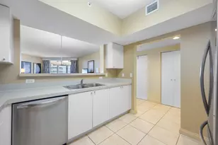 17375 Collins Ave, Sunny Isles Beach, FL 33160 - Photo 19