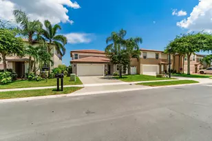 6642 Rainwood Cove Ln, Lake Worth, FL 33463 - Photo 5