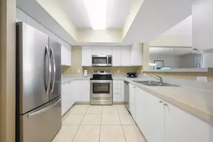 17375 Collins Ave, Sunny Isles Beach, FL 33160 - Photo 19