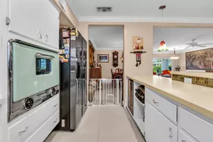 4221 NE 16th Ave, Oakland Park, FL 33334 - Photo 19