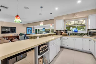 4221 NE 16th Ave, Oakland Park, FL 33334 - Photo 23