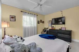4221 NE 16th Ave, Oakland Park, FL 33334 - Photo 29
