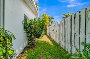 4221 NE 16th Ave, Oakland Park, FL 33334 - Photo 45