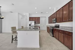 1000 Sterling Pine Pl, Loxahatchee, FL 33470 - Photo 13
