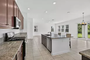 1000 Sterling Pine Pl, Loxahatchee, FL 33470 - Photo 17