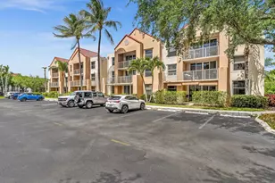 2721 Ocean Club Blvd, Hollywood, FL 33019 - Photo 37