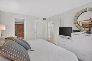 1721 Bridgewood Dr, Boca Raton, FL 33434 - Photo 25