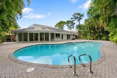 824 Foxpointe Circle, Delray Beach, FL 33445 - Photo 31