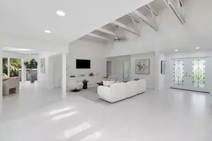 824 Foxpointe Cir, Delray Beach, FL 33445 - Photo 9