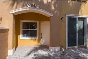 626 SW 106th Ave, Pembroke Pines, FL 33025 - Photo 17