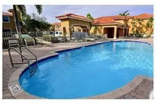 626 SW 106th Ave, Pembroke Pines, FL 33025 - Photo 25