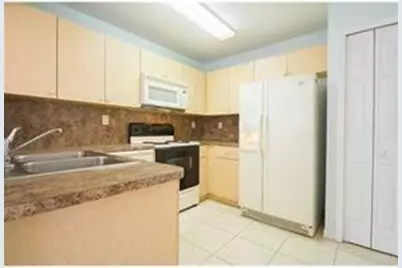 626 SW 106th Avenue #1512, Pembroke Pines, FL 33025 - Photo 11