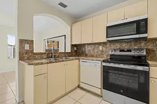 626 SW 106th Ave, Pembroke Pines, FL 33025 - Photo 45