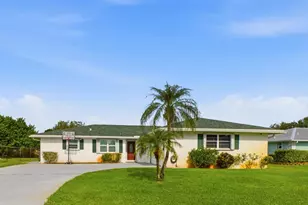 441 SW Curry St, Port Saint Lucie, FL 34983 - Photo 3
