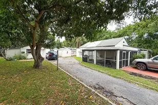 638 50th St, West Palm Beach, FL 33407 - Photo 5