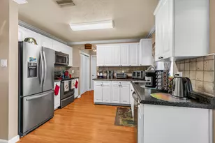 1190 NW 72nd Terrace, Margate, FL 33063 - Photo 15